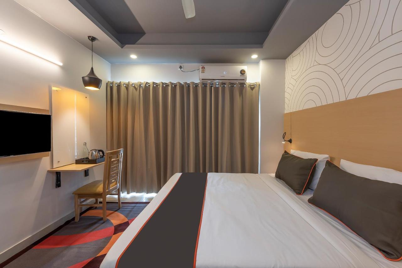 Collection O 162 Vardhman International Gurgaon Exterior foto
