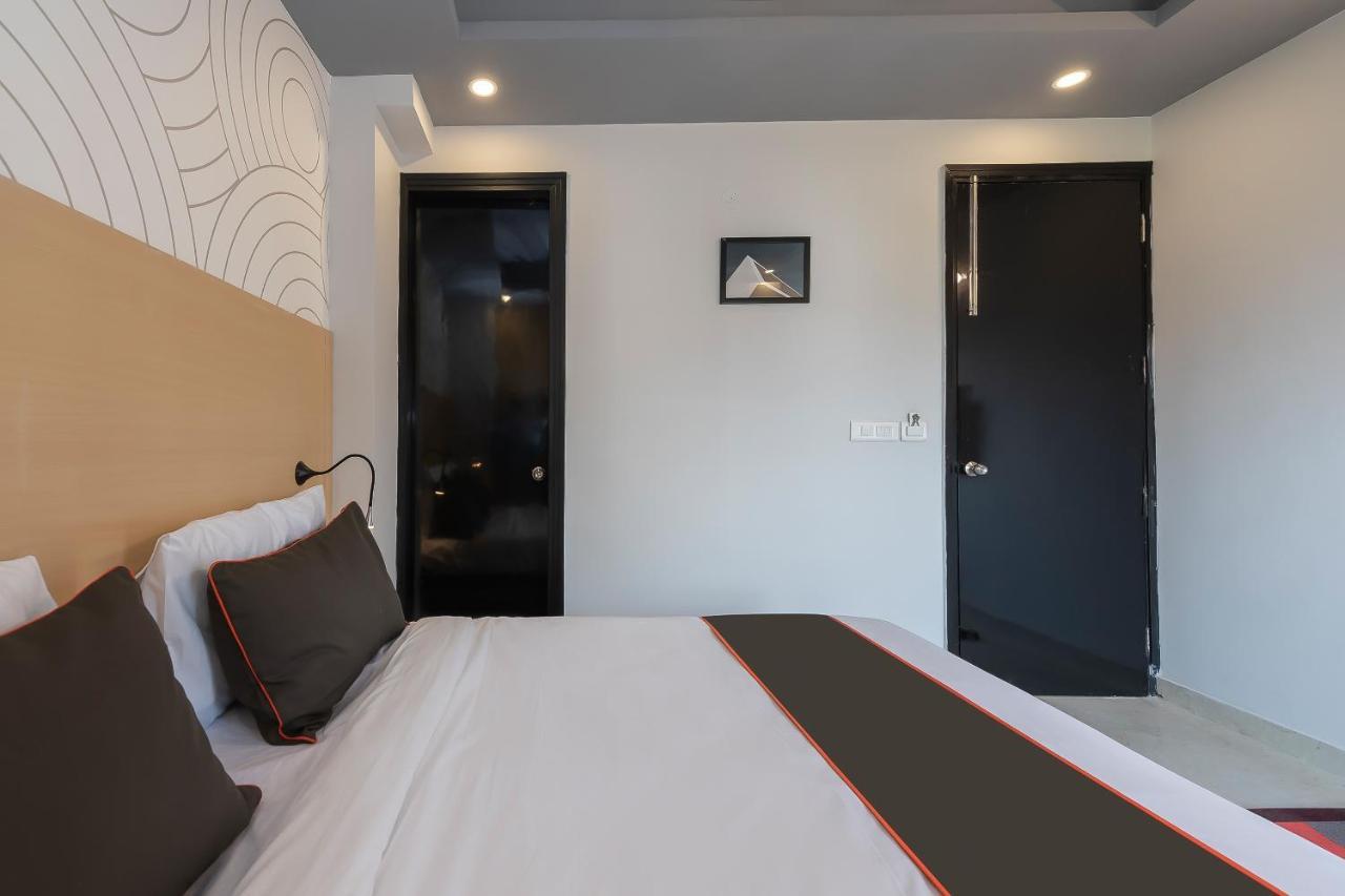 Collection O 162 Vardhman International Gurgaon Exterior foto
